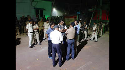 Patna: Clash at Alamganj during idol immersion; IG among policemen injured