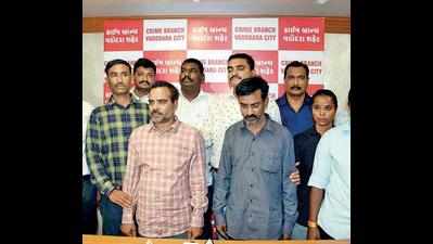 Vadodara: Two history-sheeters involved in 20 chain-snatchings arrested