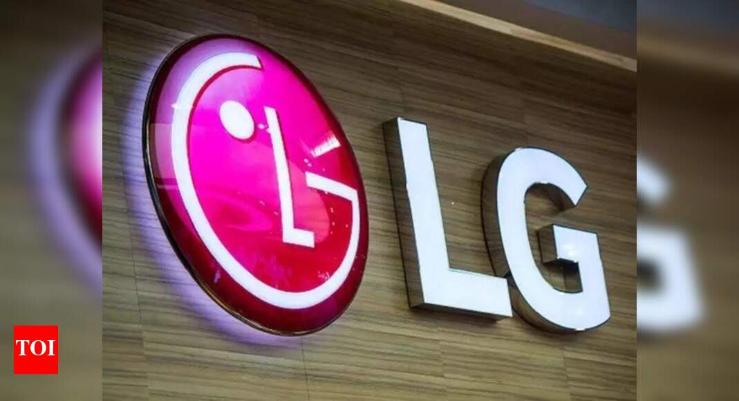 LG Foldable TV Move over foldable phones, soon there may be a foldable