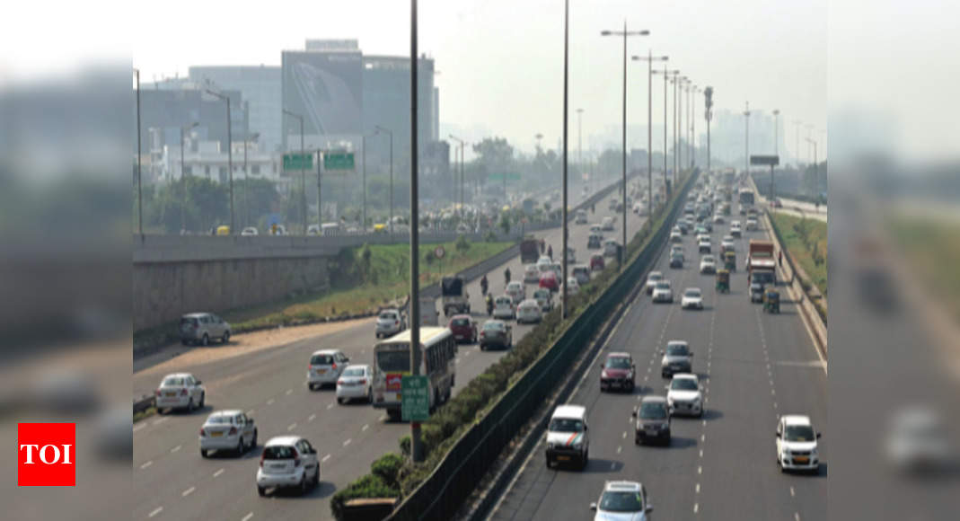 Gurugram: Breeze lowers pollution but another bad air phase likely ...