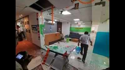 Shiv Sena activists vandalise insurance firm office in Pune