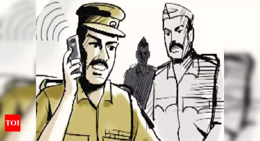 Indian Traffic Officer Illustration Form Indian Artist Stock Illustration -  Illustration of police, safe: 215563552