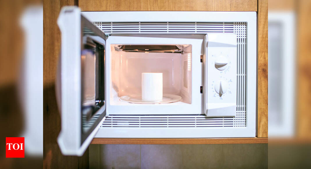 what's the right way to boil water in a microwave Times of India