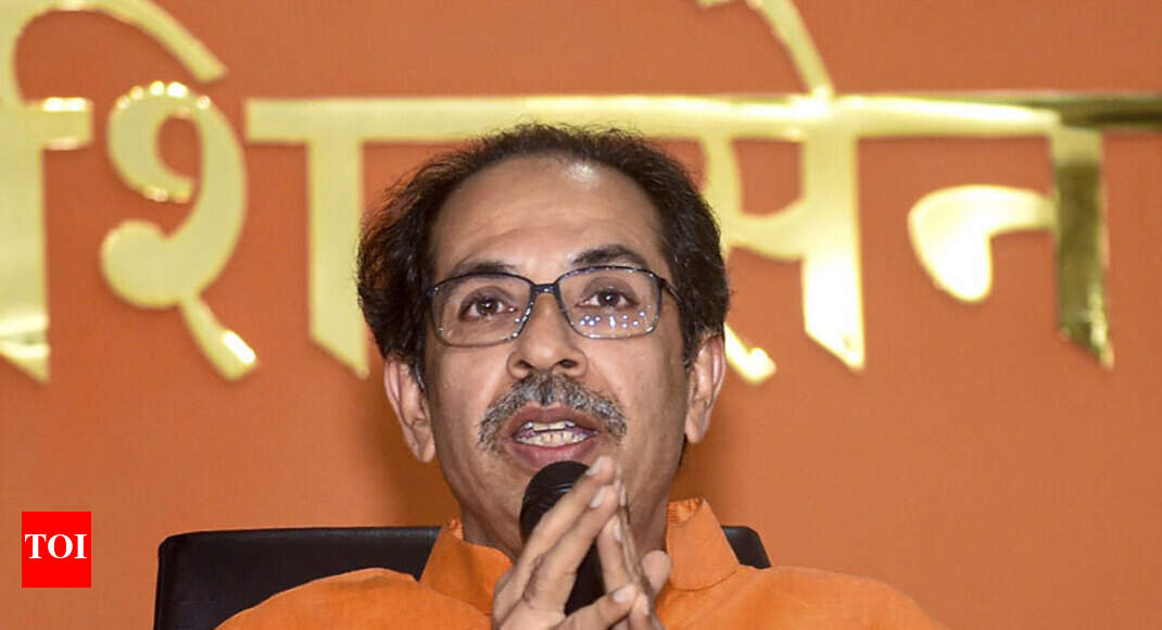 Maha impasse: Sena MLAs moved to hotel