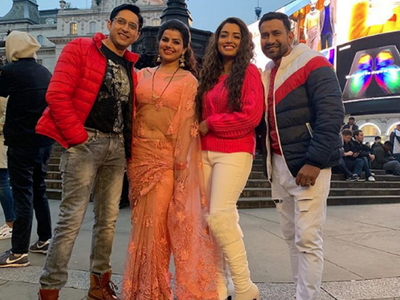 'Dulha Hindustani': Aamrapali Dubey poses for pictures with co-stars Nirahua and Madhu Sharma in London