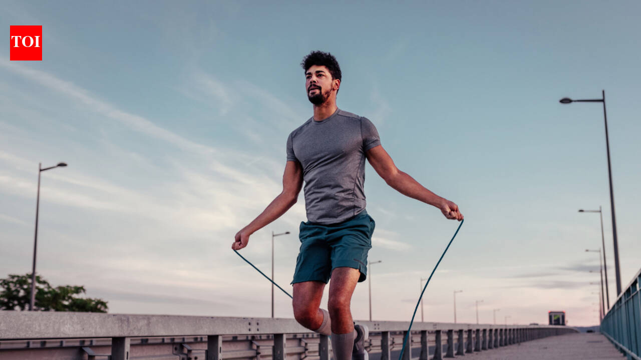 Health Benefits of Jumping Rope: 5 Reasons You Should Jump Rope Every Day