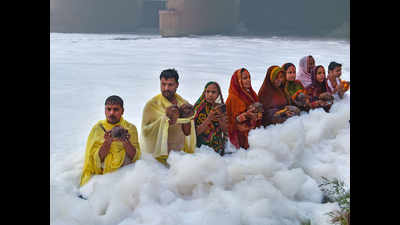 Yamuna panel asks DPCC to submit report on foaming Yamuna during Chhath Puja