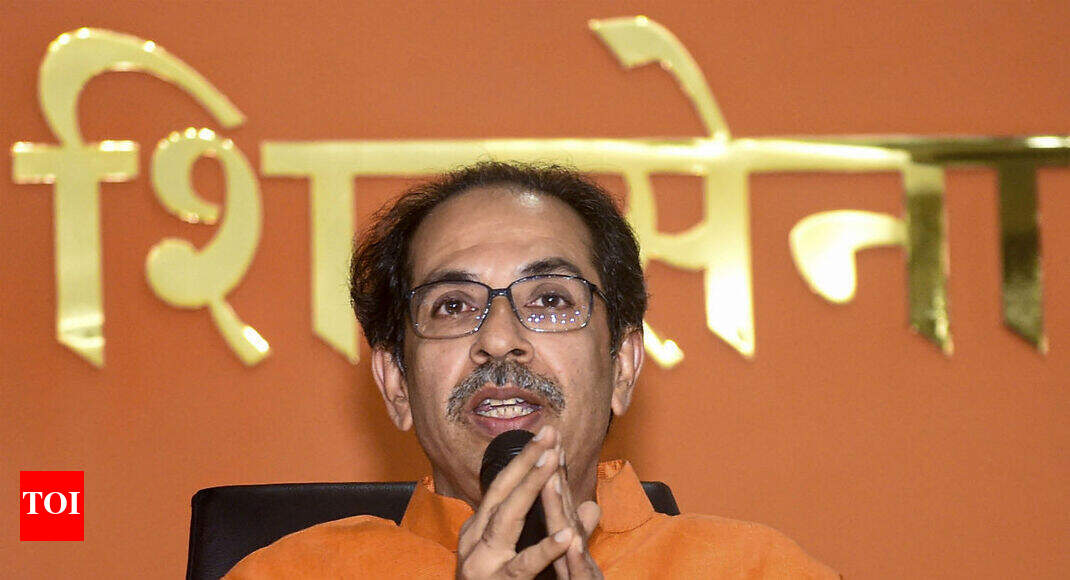 Maharashtra: Uddhav gives BJP hope before shifting MLAs to hotel