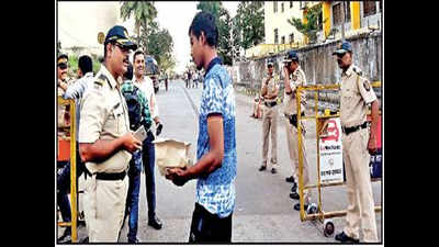 Shiv Sena MLAs corralled into Bandra hotel