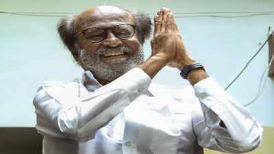 Don't saffronise me, says Rajinikanth