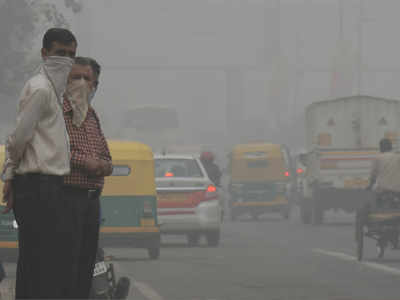 Delhi pollution: Back in ‘poor’ zone, air slightly better
