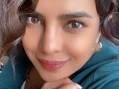 Photo: Priyanka Chopra has a beautiful radiant glow on her face in this Sunday morning selfie