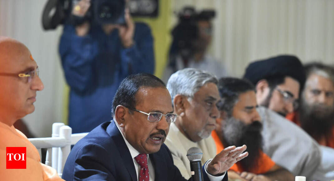 Religious heads bat for peace at interfaith meet