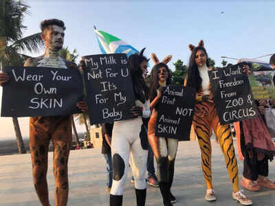 Mumbai: Activists dress as animals at Bandra's Carter road to raise awareness about rising cruelty | Mumbai News - Times of India Mumbai: Activists dress as animals at Bandra's Carter road to raise awareness about rising cruelty | Mumbai News - Times of India