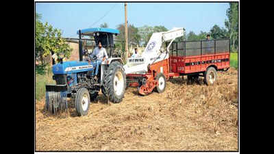 Haryana supplies machines well, Punjab stuck at 30%