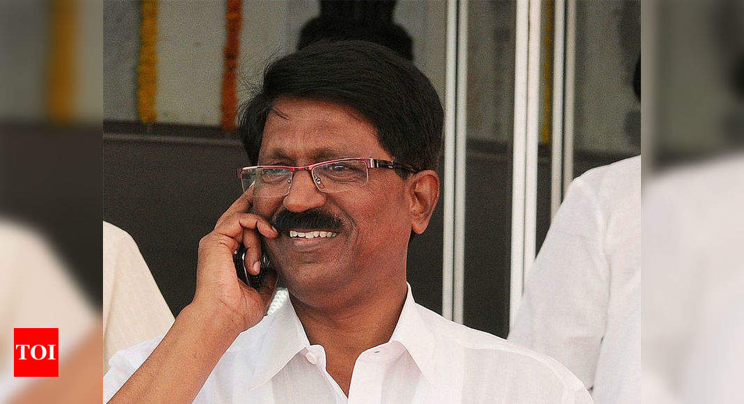 Shiv Sena MP Arvind Sawant to quit as Union minister | India News ...