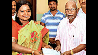 Telangana: Kirana store owner gives Rs 50 lakh for Army welfare