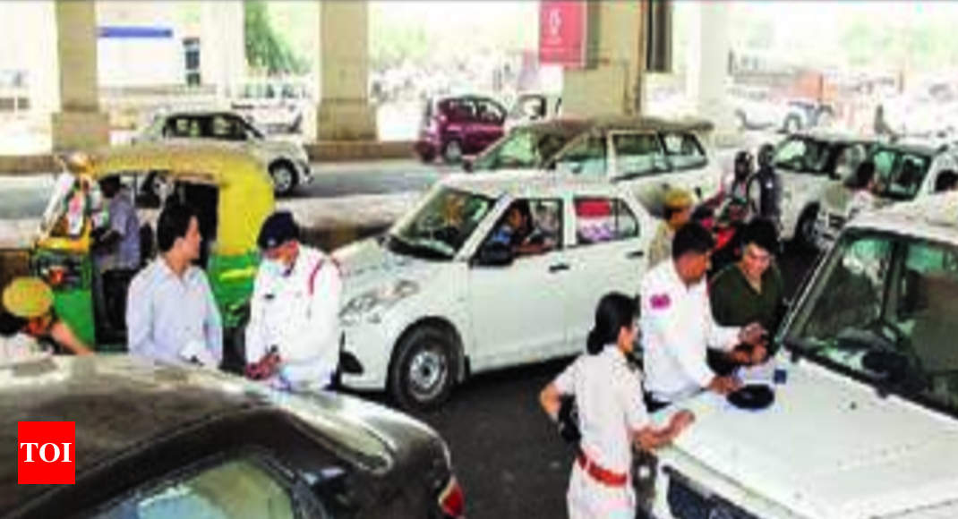 Gurugram: After lull, cops to come down heavily on traffic violations - Times of India
