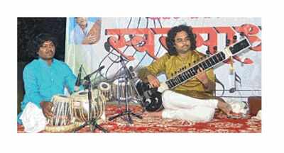 A mesmerizing satar performance | Events Movie News - Times of India