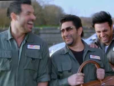 'Pagalpanti' Trailer 2 will surely tickle your funny bone!