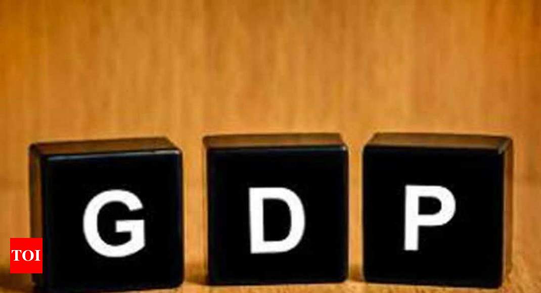 'India slotted for sub-5% quarterly GDP growth'
