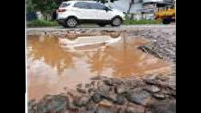 Bad roads: HC says it’s better to go to moon than live in Kochi