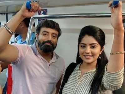 Jothey Jotheyalli actors Anirudh and Megha Shetty enjoy a metro ride; interact with co-passengers