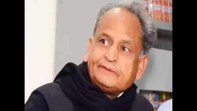 CM blames Maharashtra governor for President's rule, Congress MLAs leave Jaipur