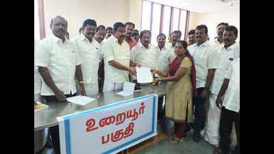 Tamil Nadu local body elections: DMK begins distribution of applications to aspirants in Trichy district