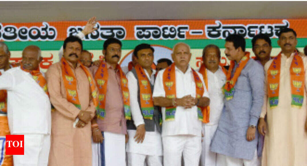 16 disqualified Congress-JD(S) MLAs join BJP, 13 get bypoll ticket