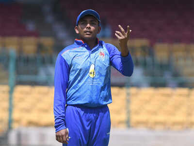 Prithvi Shaw included in Mumbai squad, eligible to play from November 17