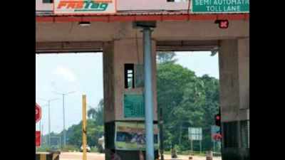 December 1 deadline nears but FASTag hiccups at NH toll plazas persist