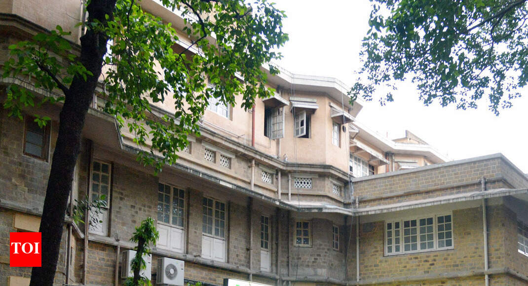 KEM Hospital case: CEOs, health cover planned at BMC hosps - Times of India