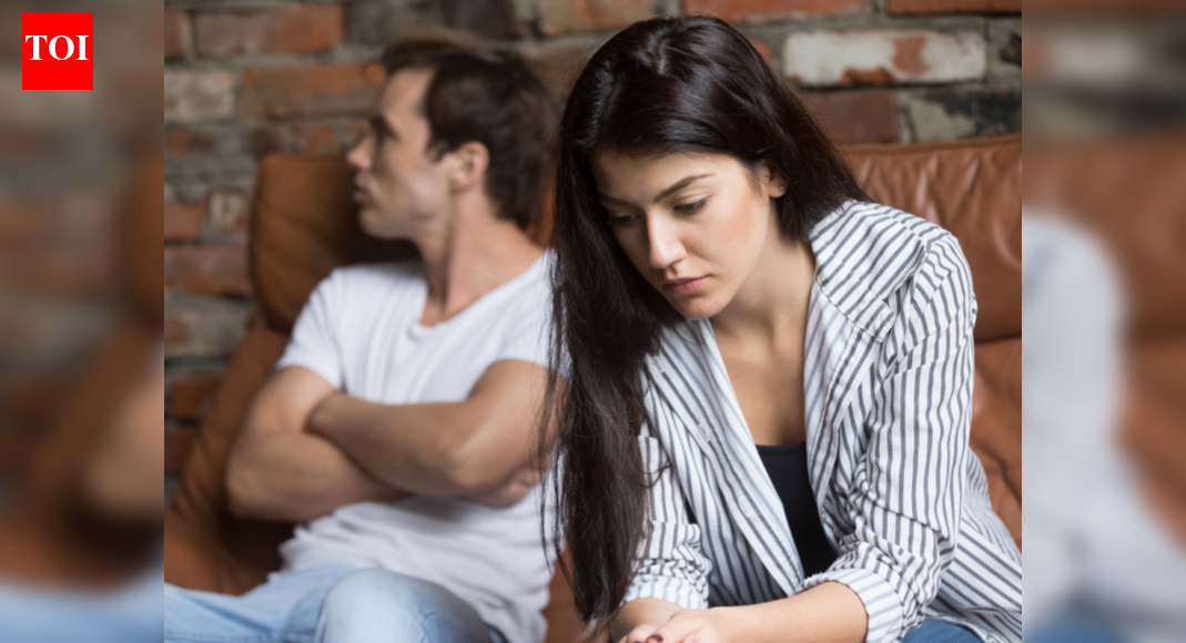 Please help! My father is cheating on my mother - The Times of India
