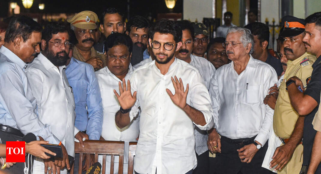 Shiv Sena MPs to sit in opposition benches in RS