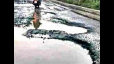 Commuters frown on bumpy Pune-Satara highway stretch