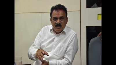 Industrialists requests Kolhapur MLA to reverse service charges decision
