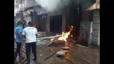 Cook dies in LPG cylinder blasts at hotel in Ulhasnagar