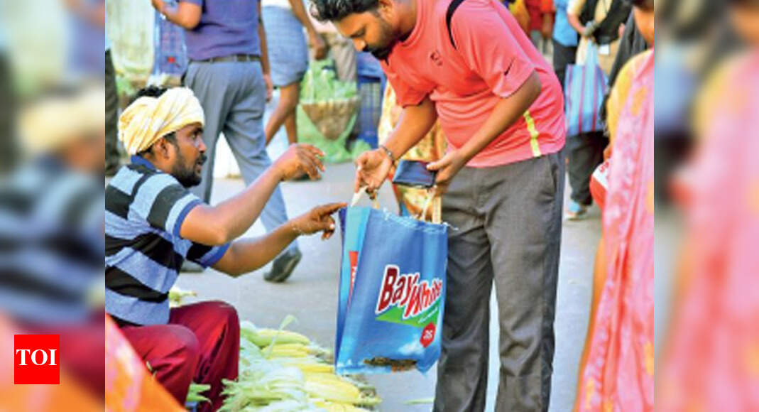 Paper, cloth bag businesses in city cash in on plastic ban Vijayawada