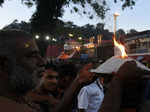 Sabarimala: Over 30,000 devotees offer prayers, 12-year-old girl sent back