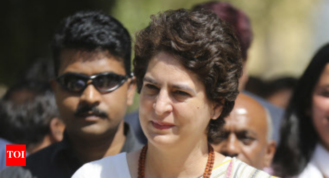 Priyanka facing rebels? Only 40 attend UP meet