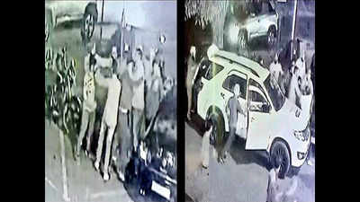 Chandigarh: Sector 22 eatery owner objects to feeding stray dogs, attacked