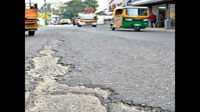 West Kochi roads in bad shape, repairs patchy