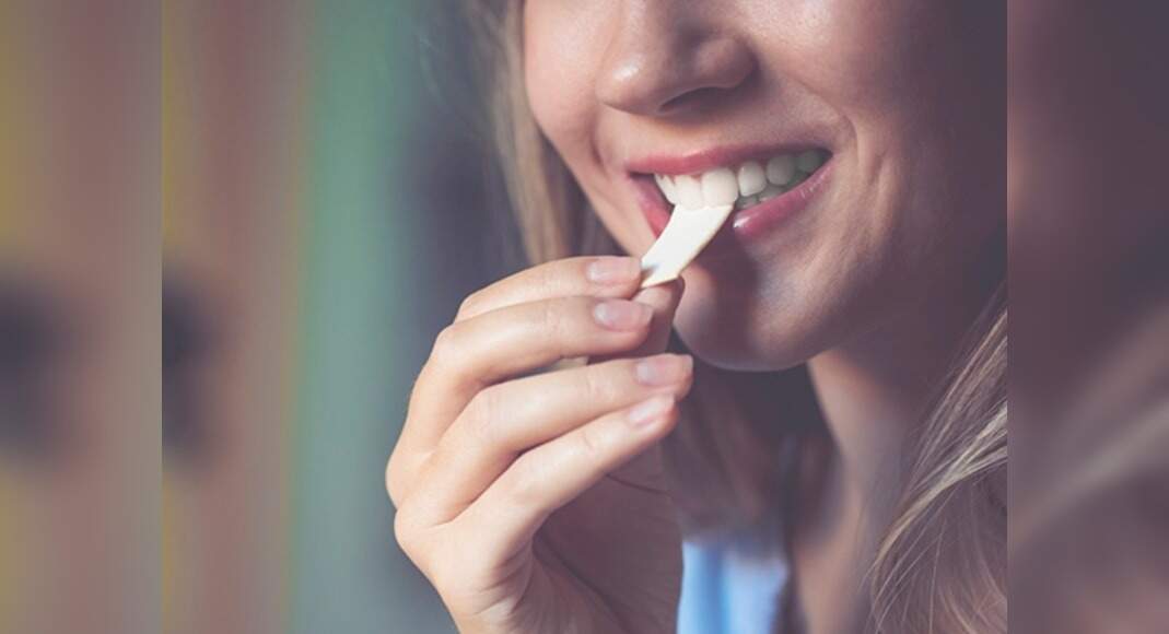 Chewing sugarfree gum prevents dental cavity, new study claims