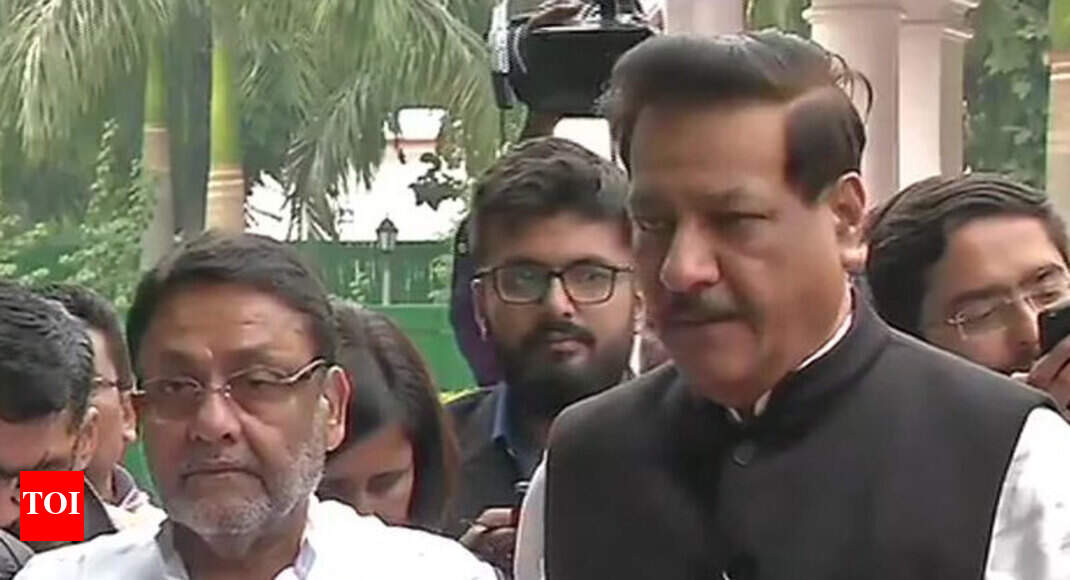 Cong-NCP reach consensus on govt formation, talks with Sena tomorrow