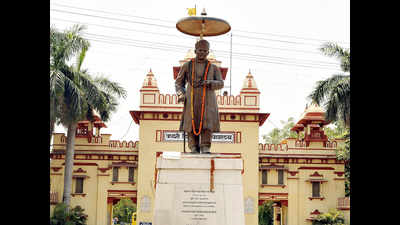 Teacher's appointment row at BHU: SVDV Faculty opens amid students' stir