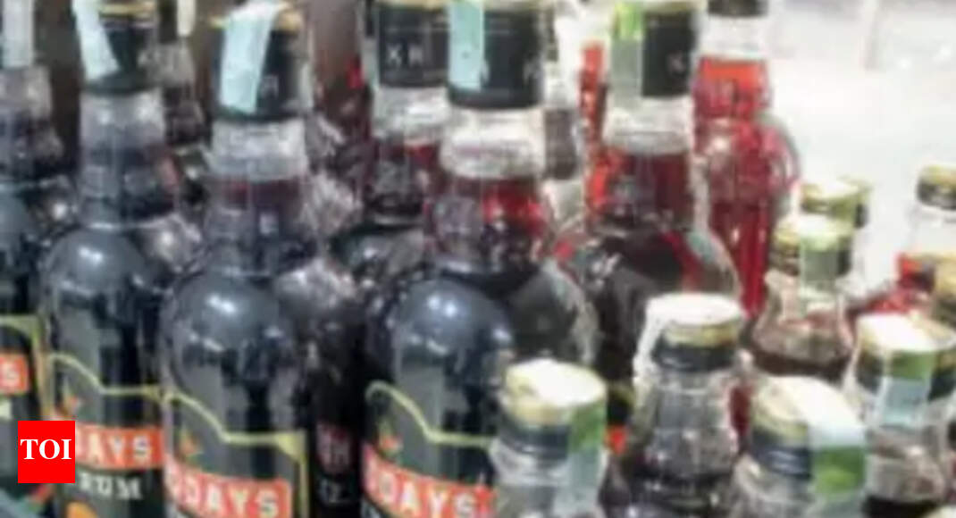 Courts clogged with booze ban cases: Patna HC
