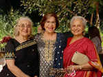 Waheeda Rehman, Helen and Asha Parekh