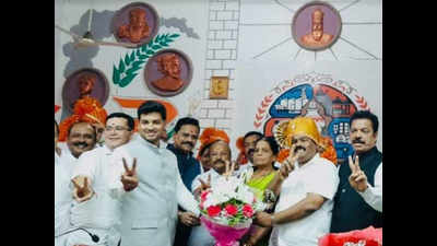 Ulhasnagar mayor election: Shiv Sena defeats BJP with support of Omie Kalani