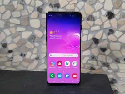 Samsung is offering discounts of up to Rs 14,000 on these smartphones ...